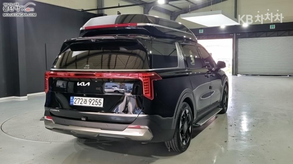 2024 - kia carnival