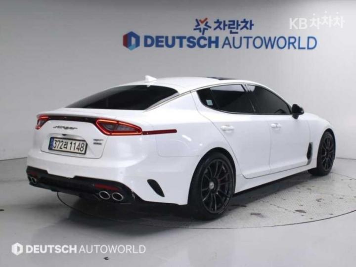 Kia Stinger 3.3 Turbo 4WD GT 3