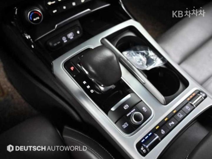 Kia Stinger 3.3 Turbo 4WD GT 10