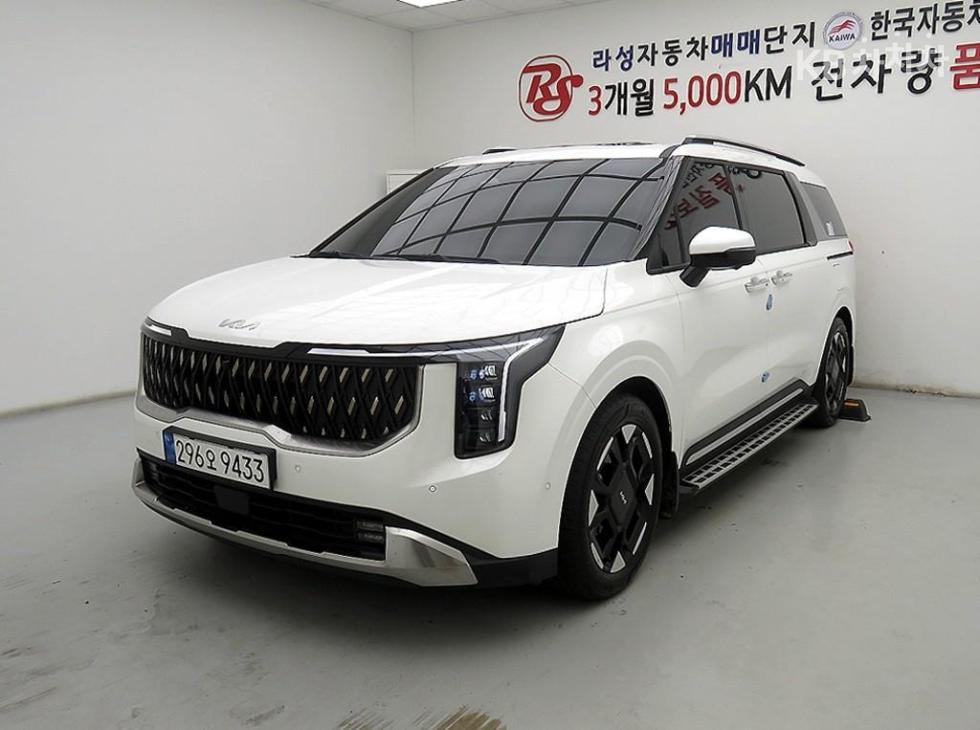 2025 - kia carnival
