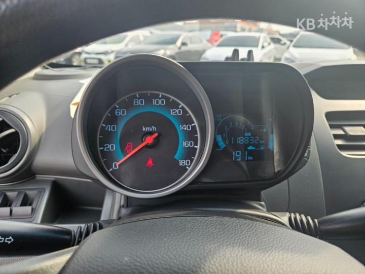 Chevrolet Spark Van Van 6