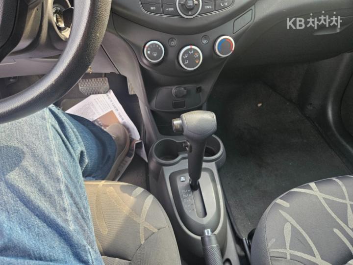 Chevrolet Spark Van Van 10