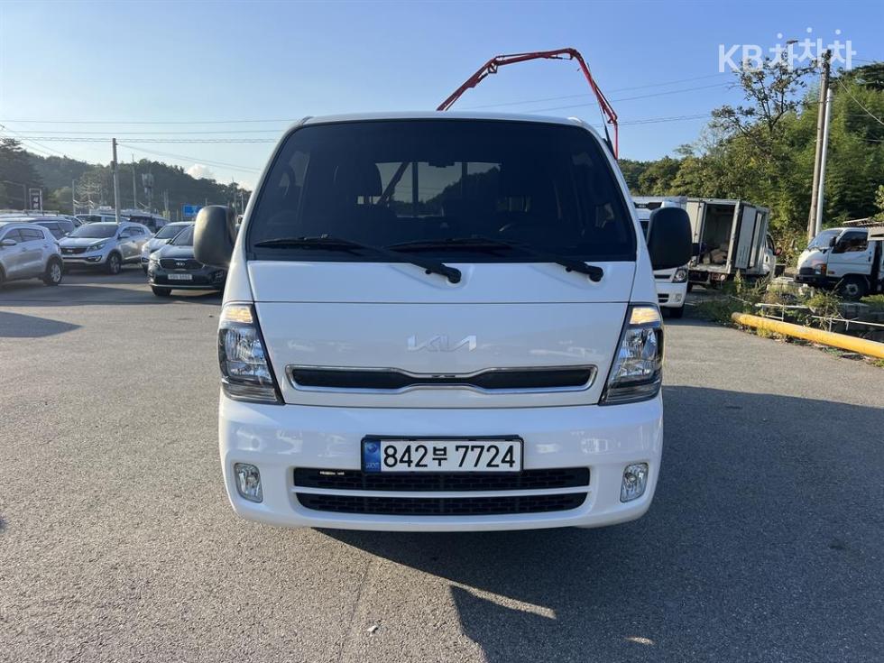 2022 - kia bongo iii