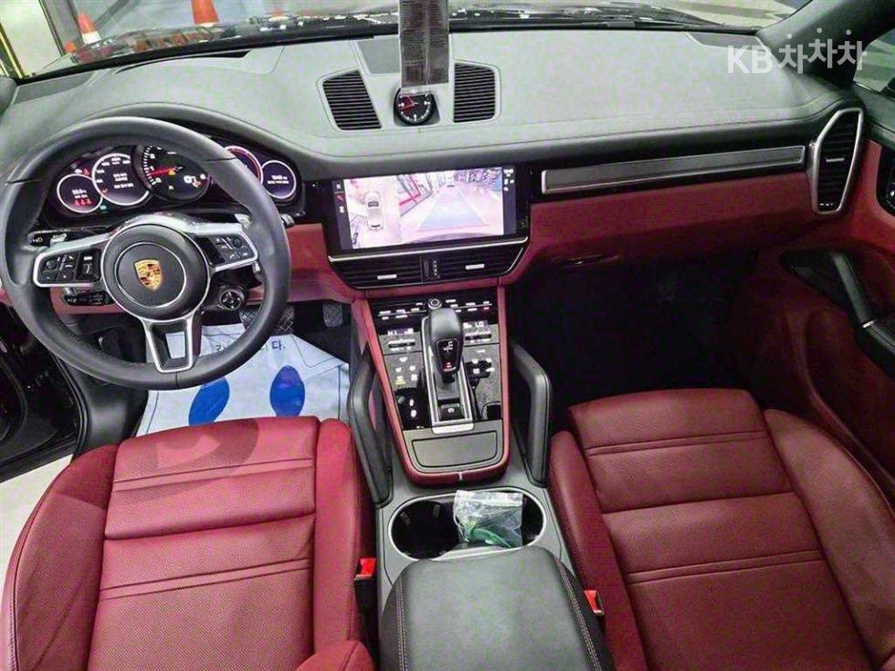 Porsche Cayenne — miniaturë 8