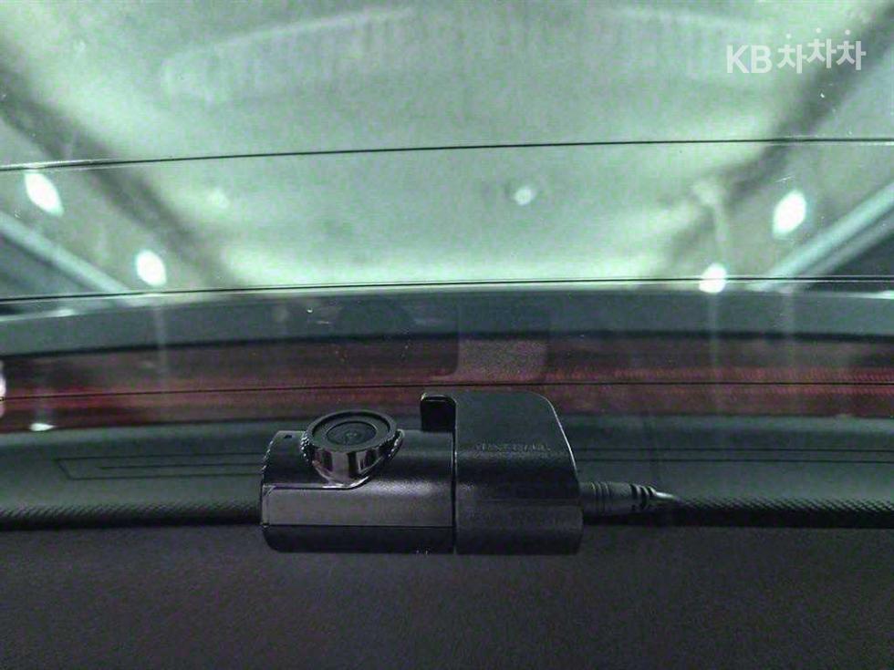 Porsche Cayenne — miniaturë 15