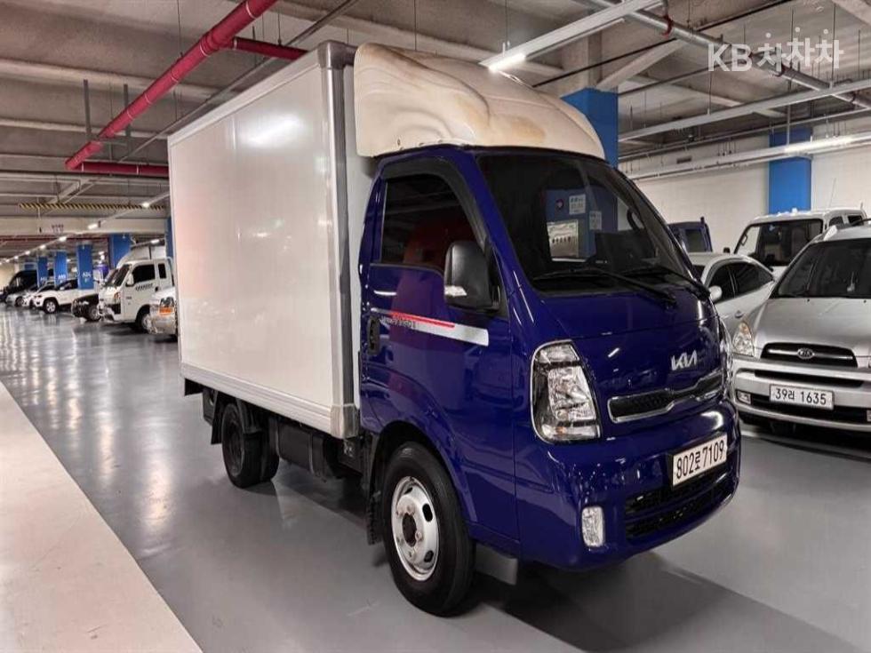 2022 - kia bongo iii