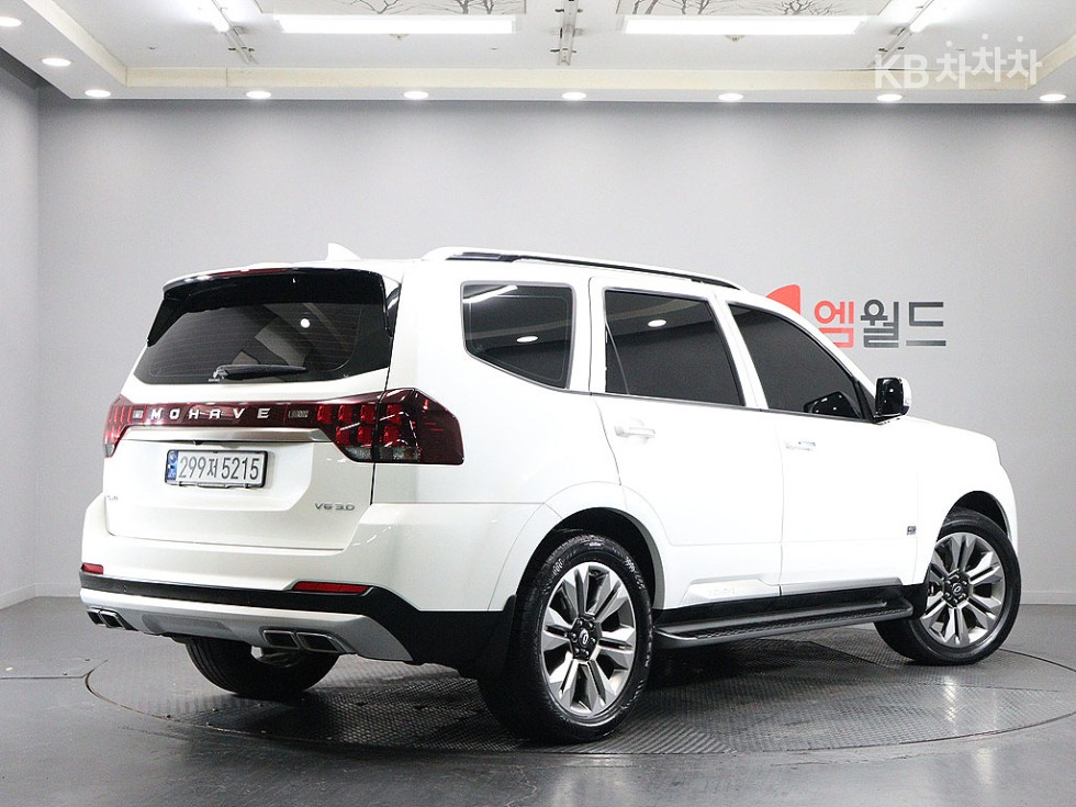 2021 - kia mohave