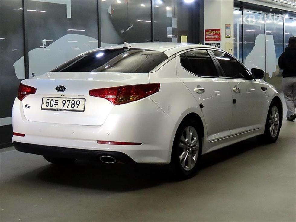2011 - kia k5