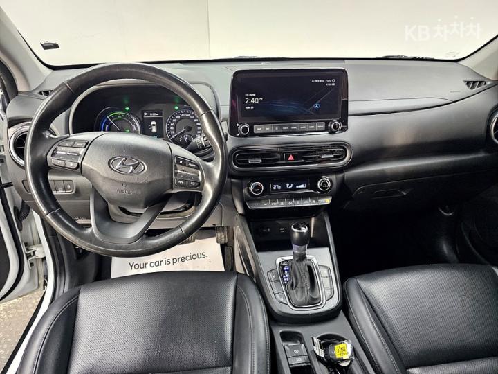 Hyundai Kona Hybrid 1.6 HEV Modern 6