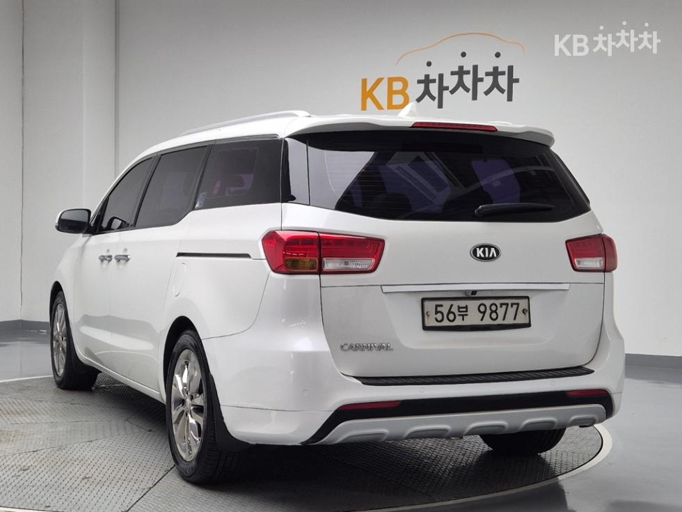 2016 - kia carnival
