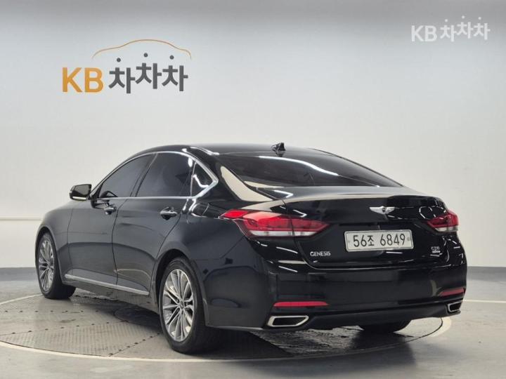 Hyundai Genesis DH G330 Premium AWD 3