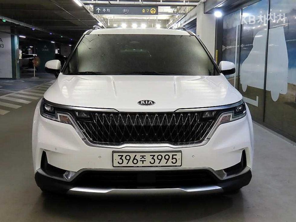 2021 - kia carnival