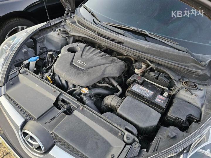 Hyundai Veloster Extreme 5