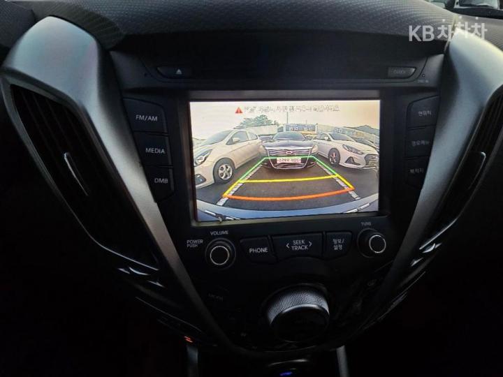 Hyundai Veloster Extreme 9