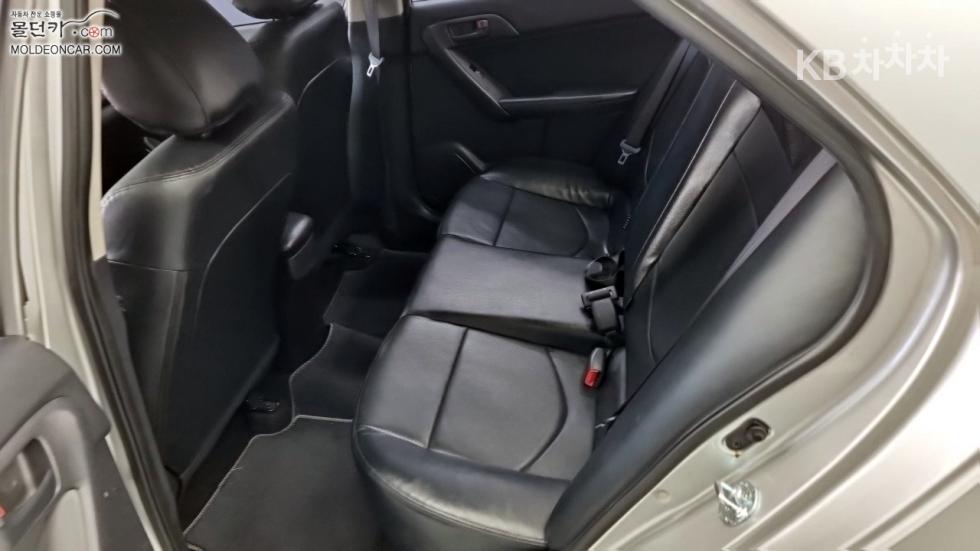 2011 - kia forte