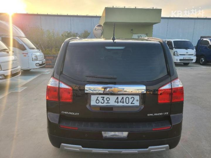 Chevrolet Orlando LPG LTZ Premium 7