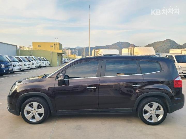 Chevrolet Orlando LPG LTZ Premium 9