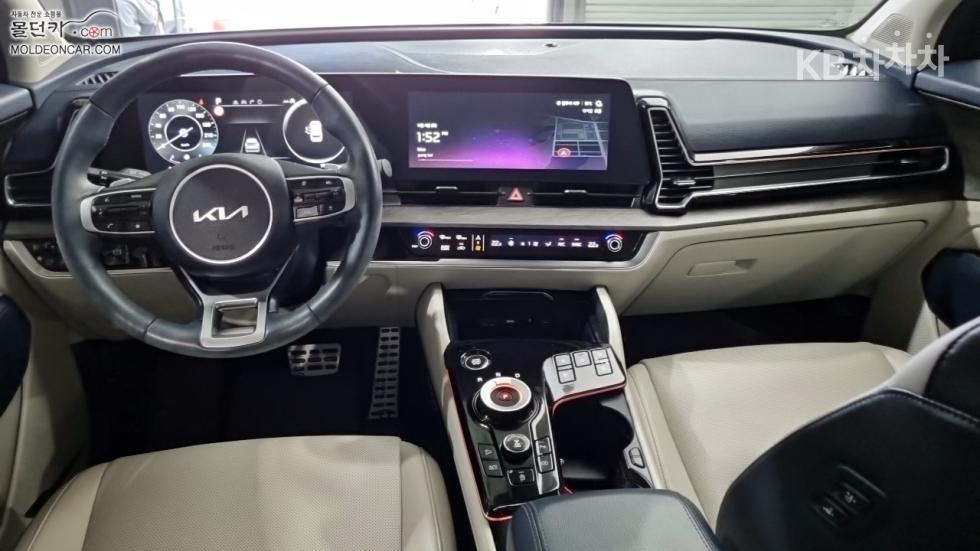 2023 - kia sportage
