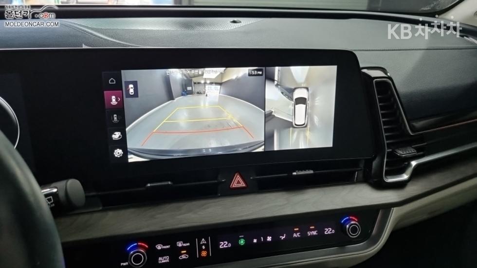 2023 - kia sportage
