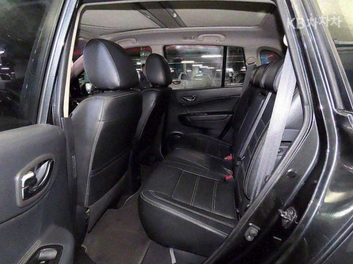 Renault QM5 NEO Diesel 2.0 2WD RE Base Type 8