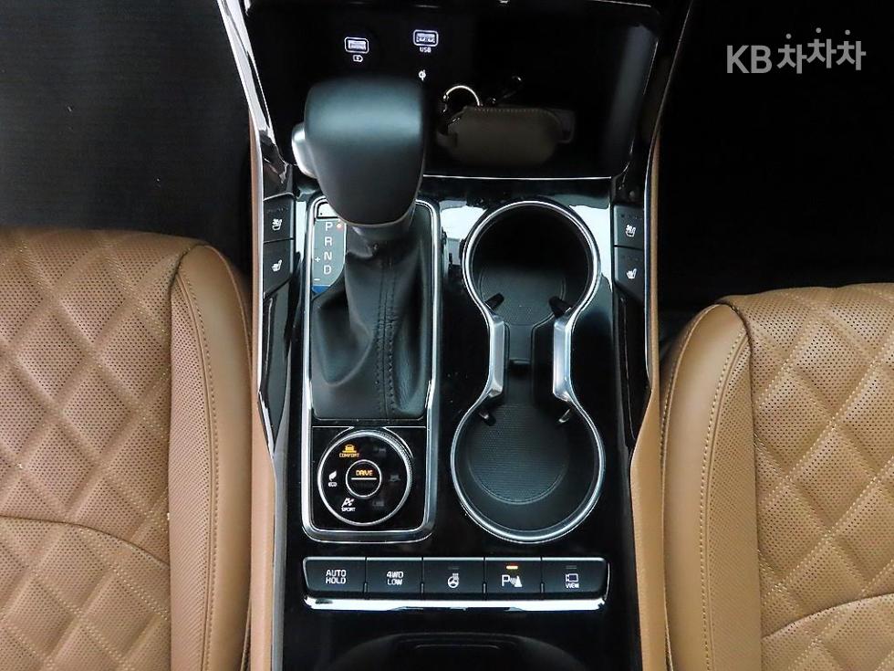 2022 - kia mohave