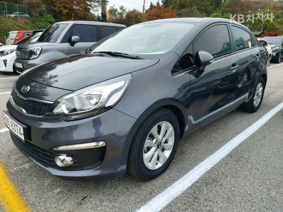 2015 - kia pride