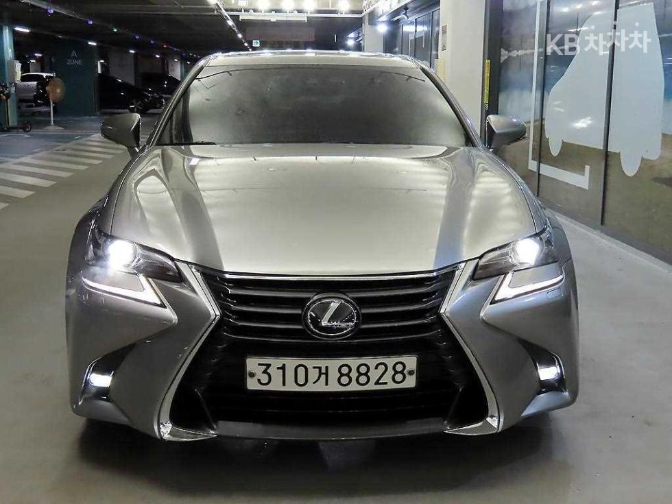 2018 - lexus gs