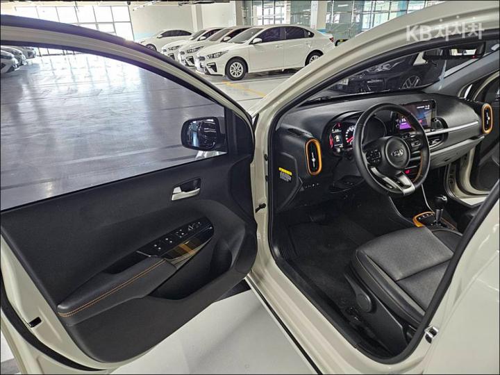 Kia Morning Urban JA 1.0 Gasoline Edge -UP 10