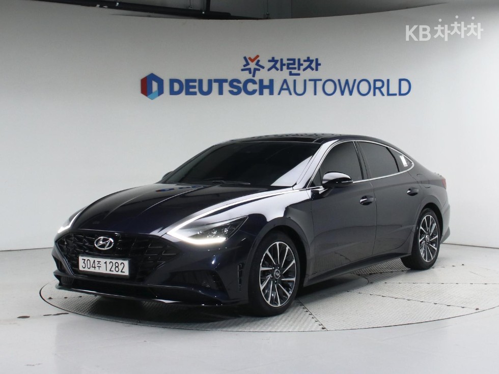 Hyundai 쏘나타 (DN8) 1.6 T 프리미엄 패밀리 - фото 1