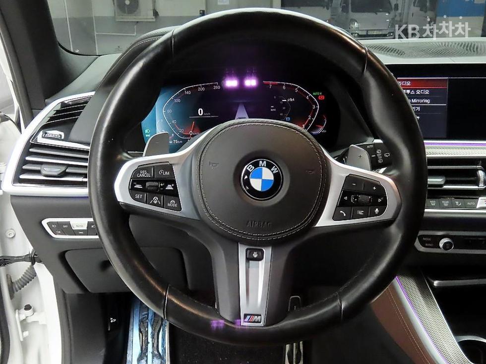 BMW X5 — miniaturë 7