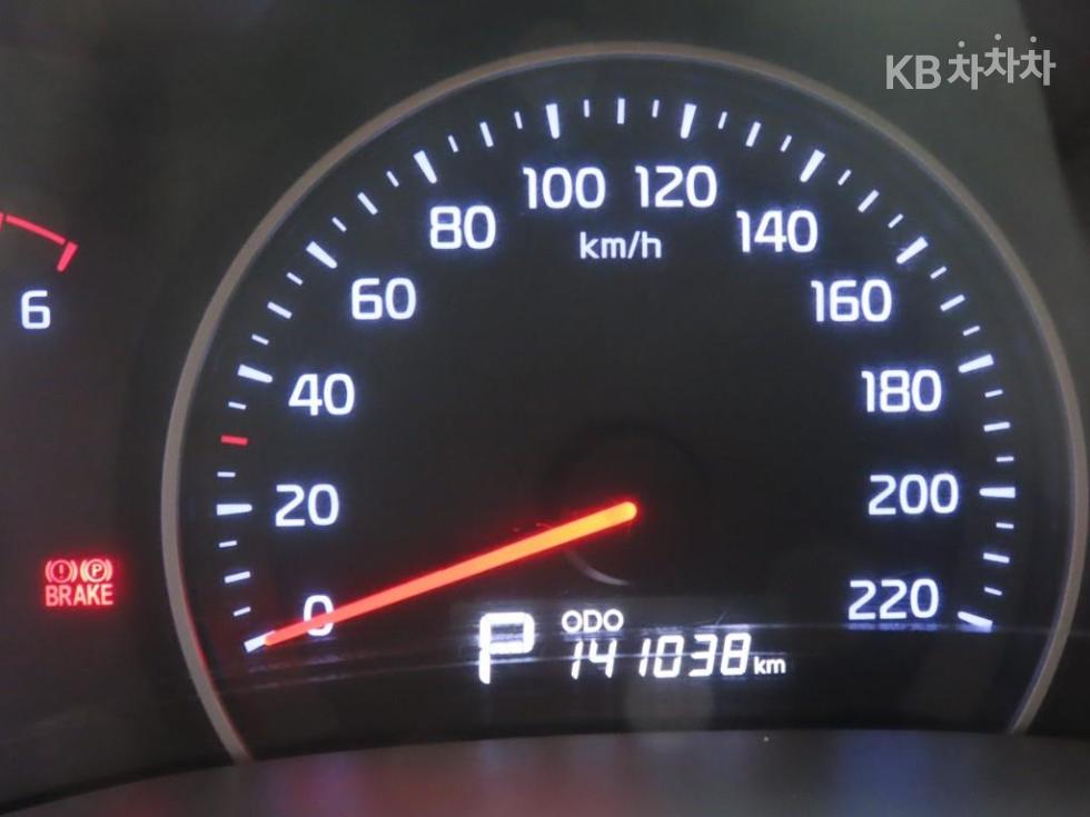 2012 - kia carnival