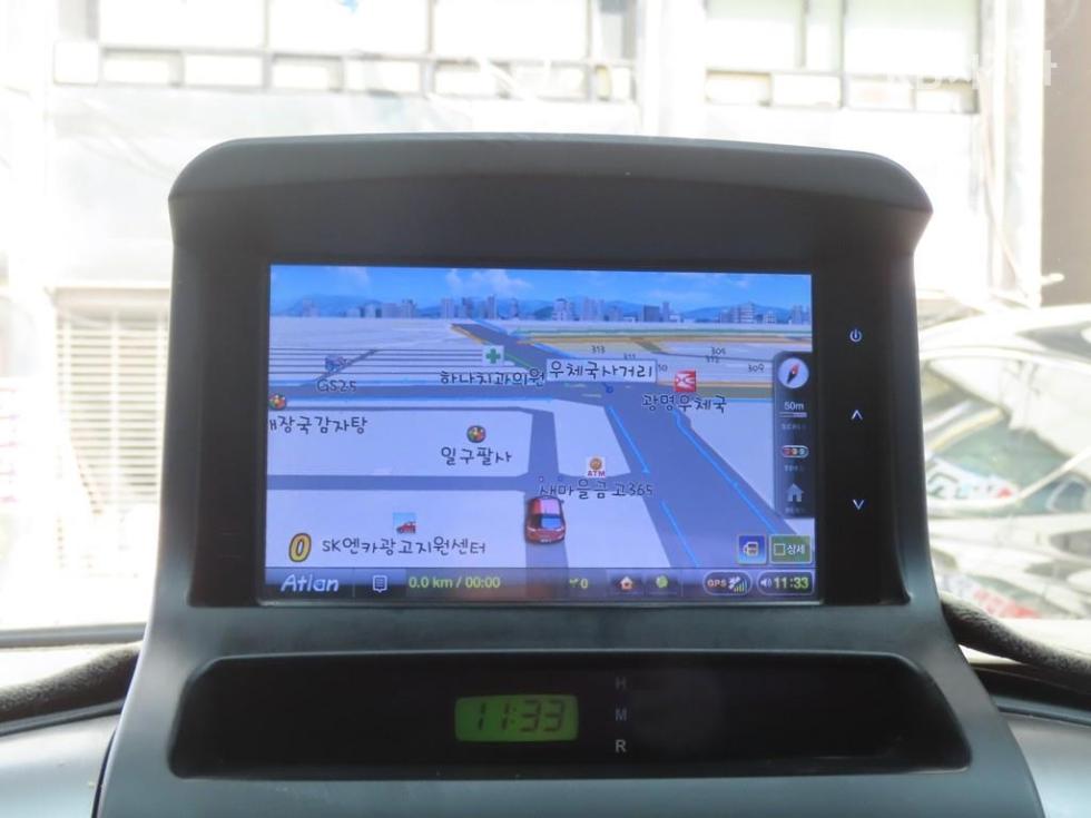 2012 - kia carnival