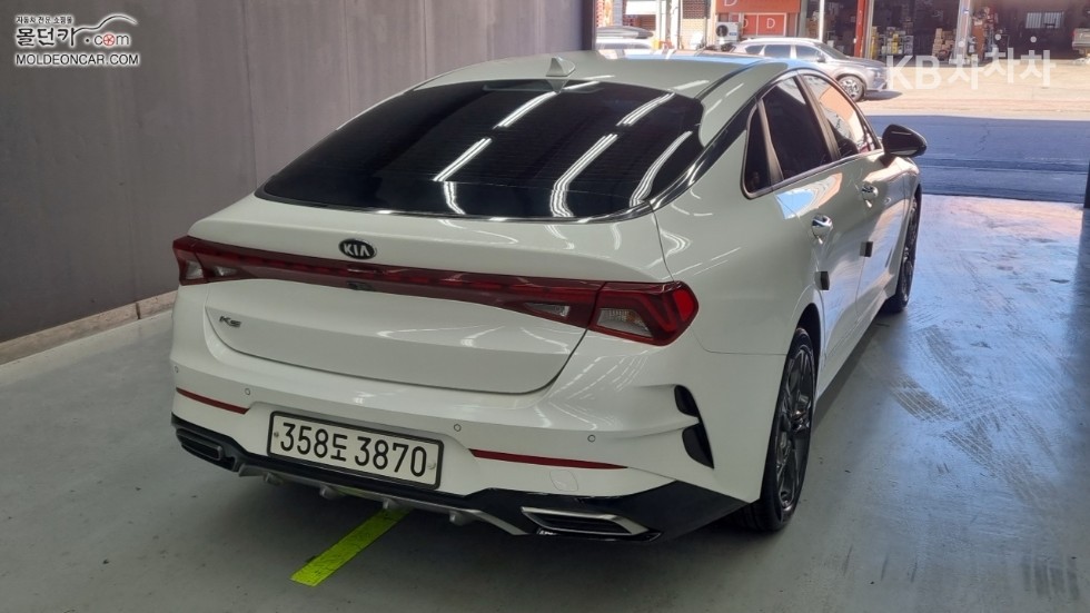 2020 - kia k5