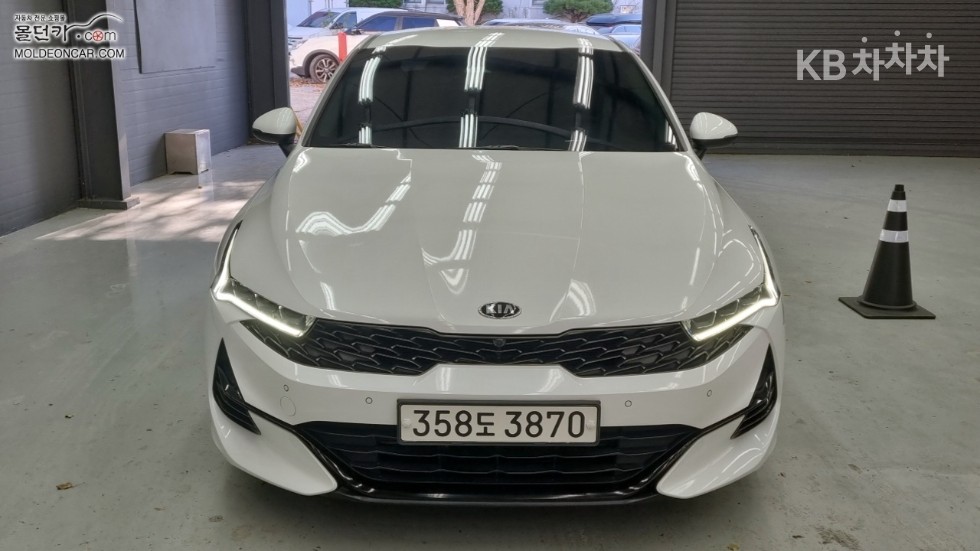 2020 - kia k5