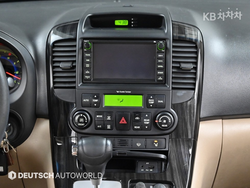 2010 - kia carnival