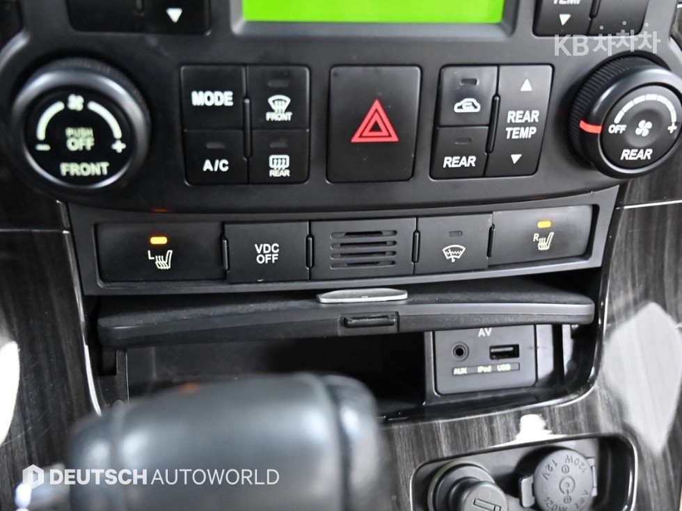 2010 - kia carnival