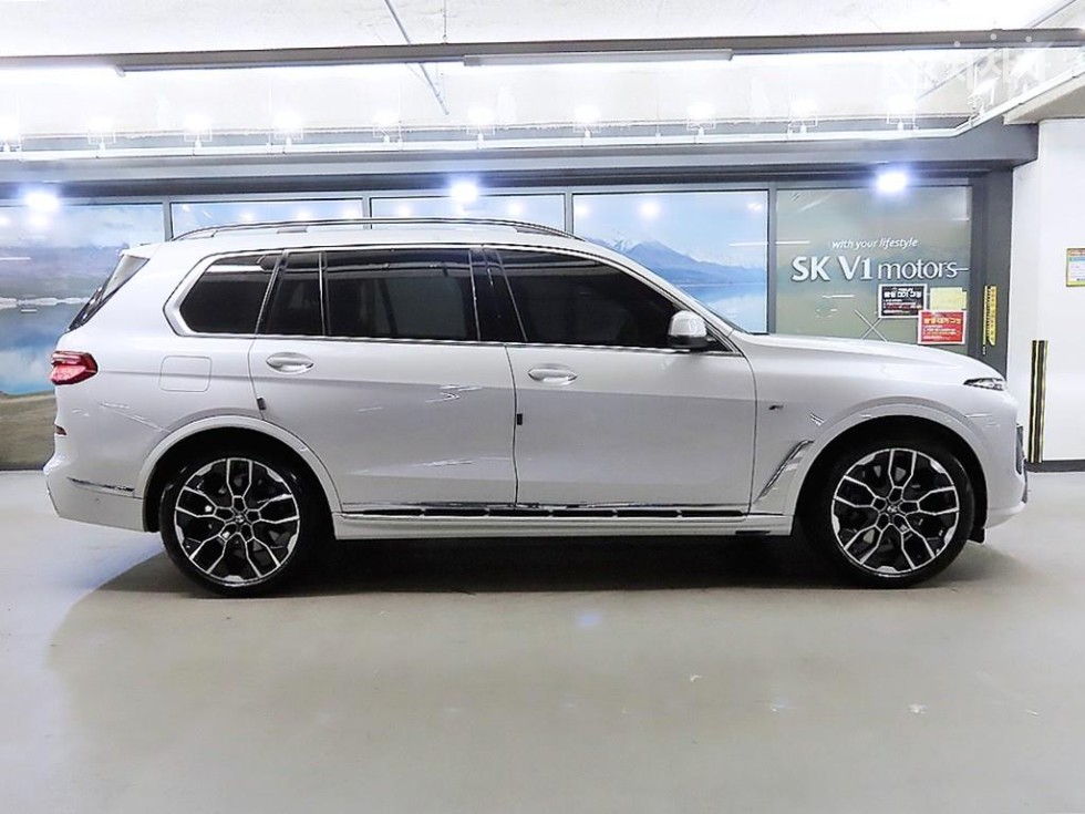 BMW X7 — miniaturë 3