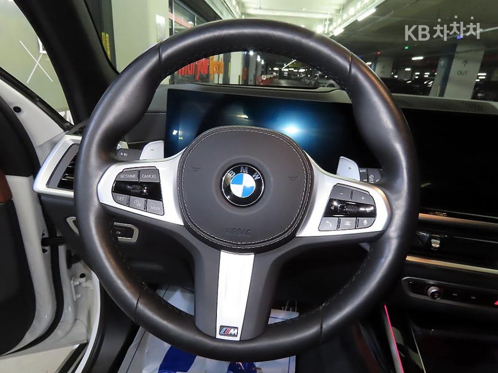 BMW X7 — miniaturë 8