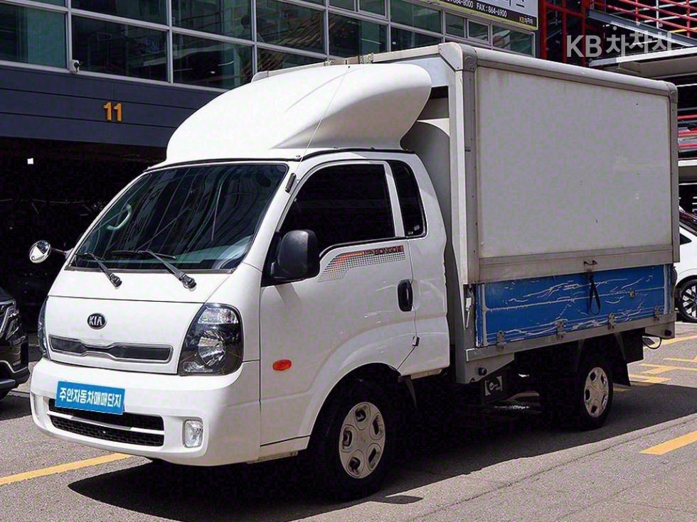 2016 - kia bongo iii