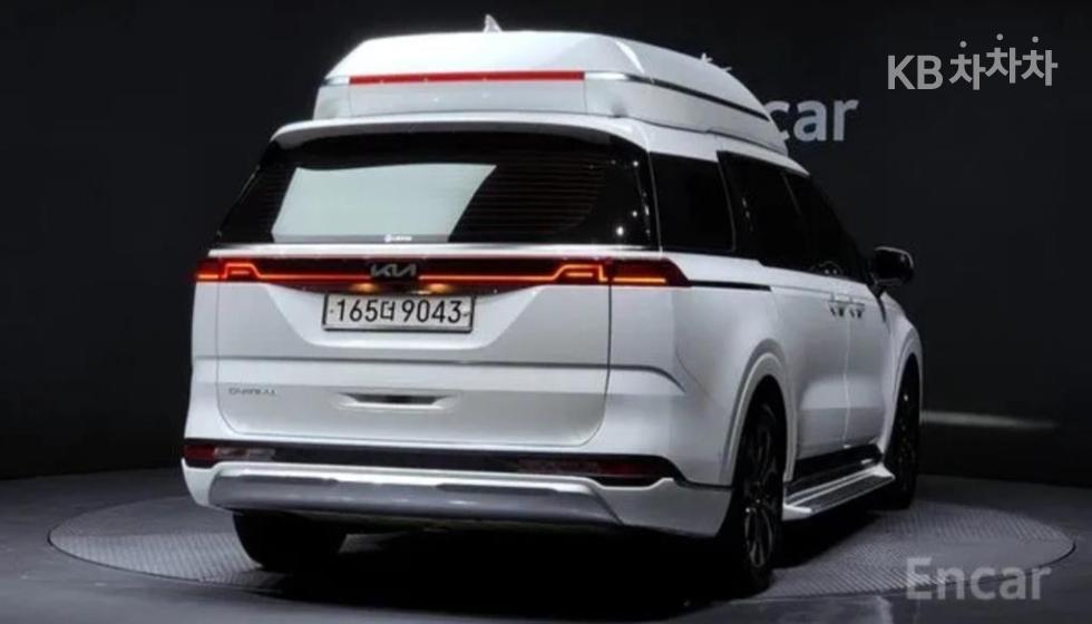 2023 - kia carnival