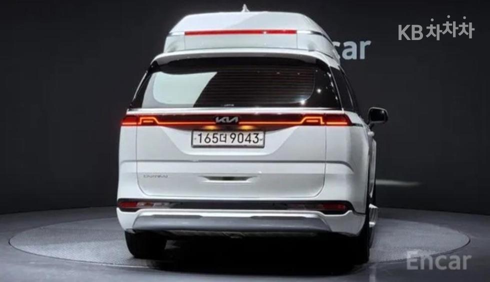2023 - kia carnival