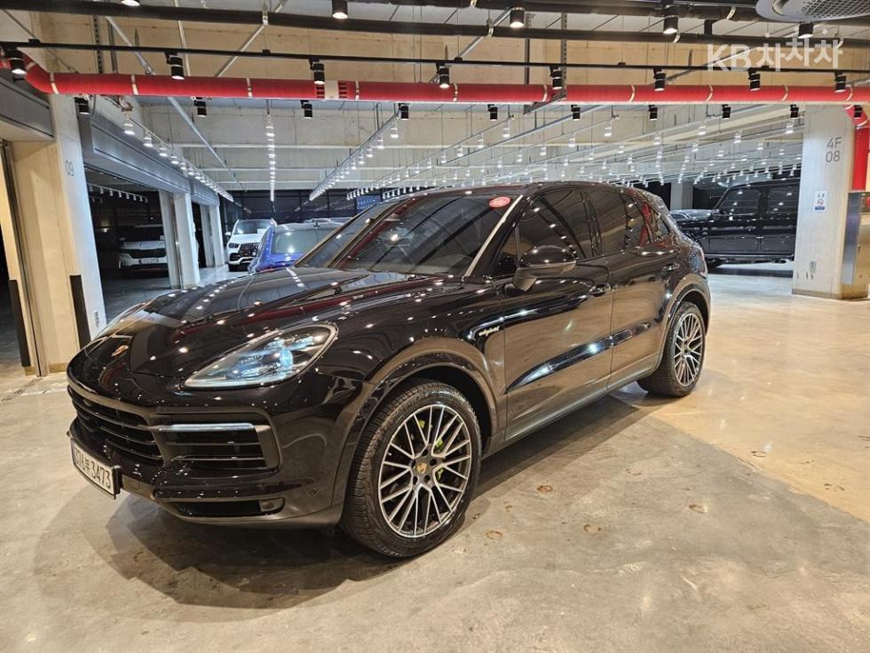 Porsche Cayenne — miniaturë 2