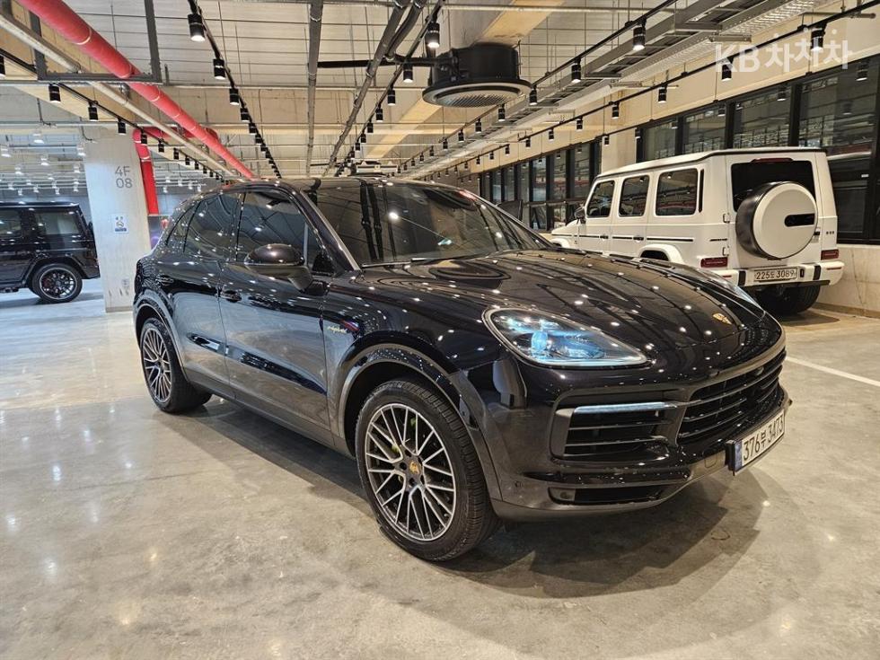 Porsche Cayenne — miniaturë 3