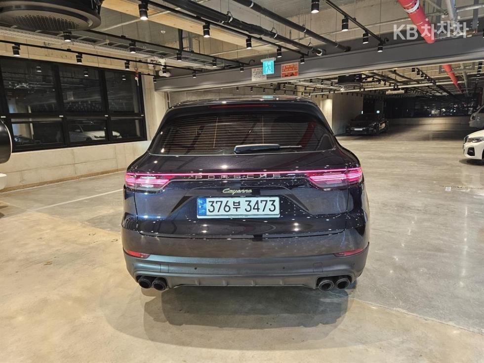 Porsche Cayenne — miniaturë 5