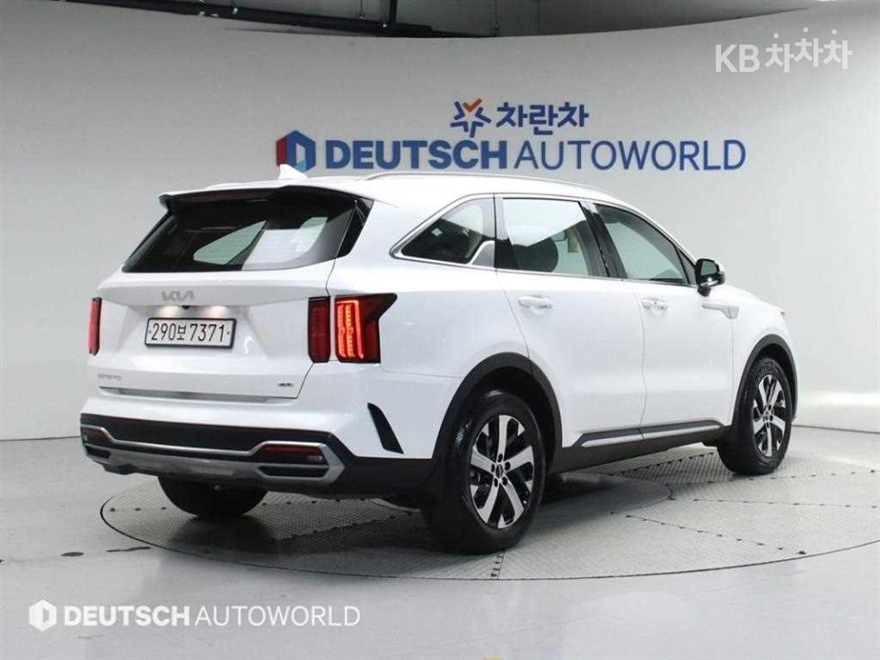 2023 - kia sorento