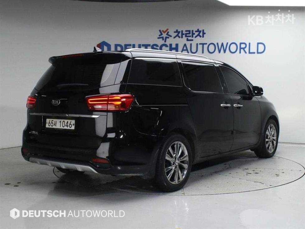 2019 - kia carnival