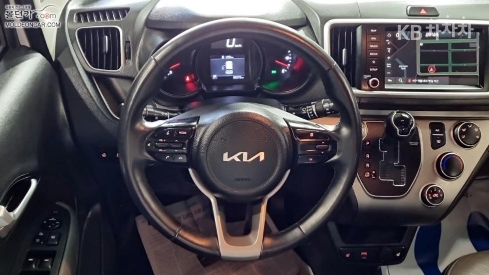 2022 - kia ray
