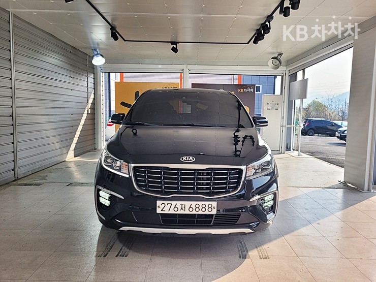 2020 - kia carnival