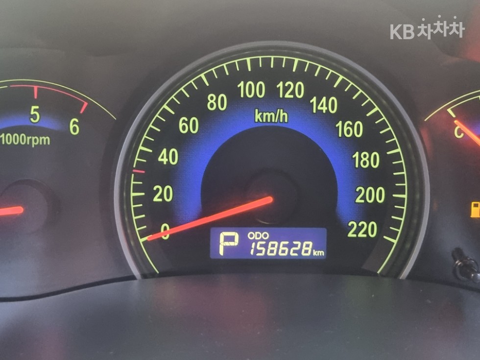 2011 - kia carnival