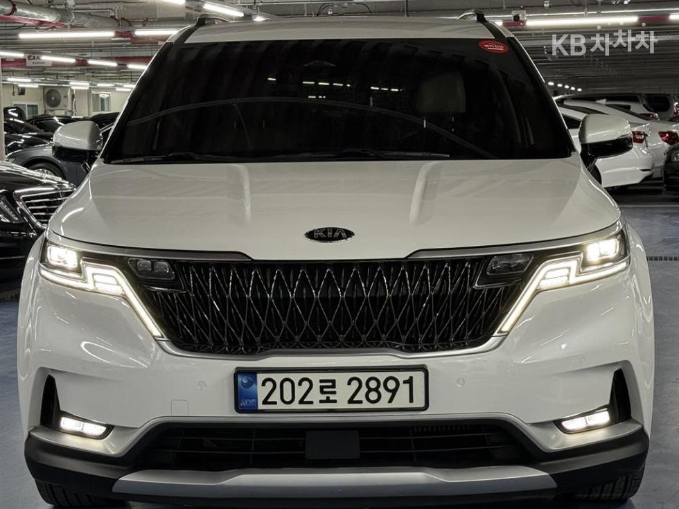 2021 - kia carnival